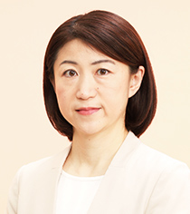 圓尾 奈緒美 氏